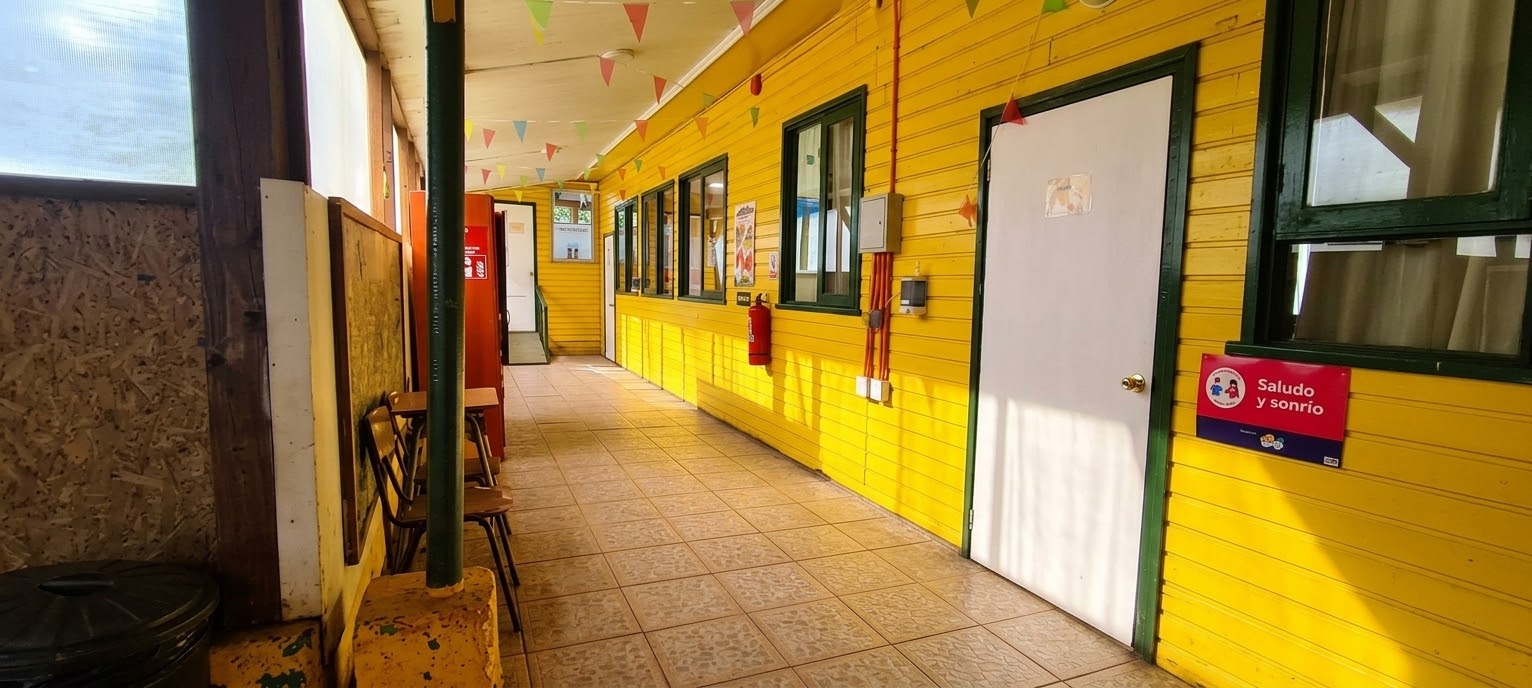 Pasillo interno del colegio